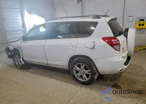 2011 Toyota Rav4 z USA, uszkodzony, nr VIN 2T3ZF4DV8BW099801
